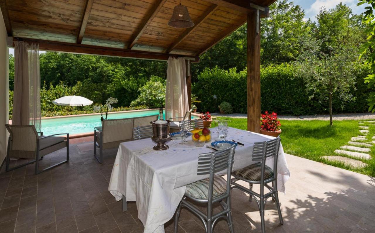 Villa Con Piscina Esclusiva Nel Verde Lucca Exteriér fotografie
